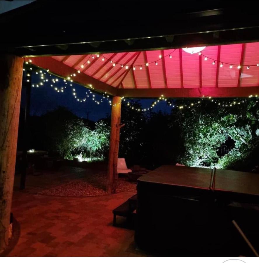Retreat With Private Hot Tub Hébergement de vacances